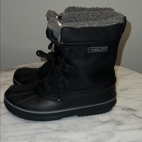 London Fog Black Snow Boots with Gray Lining Size 3 - Picture 5 of 8